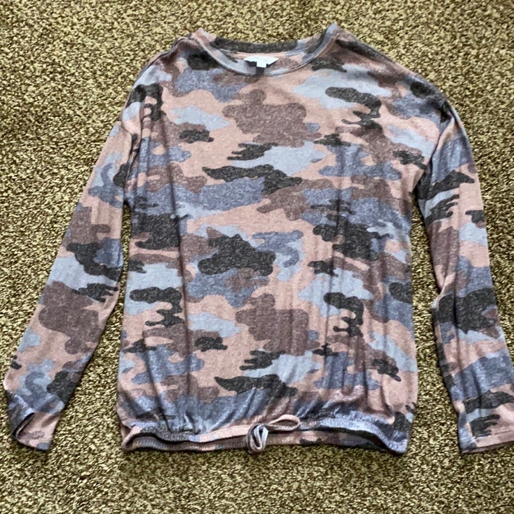 Girls XL long sleeve shirt